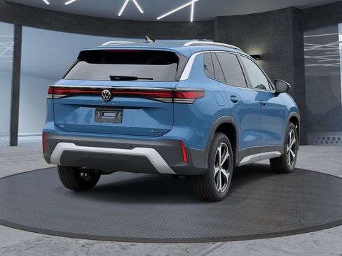 New 2026 Volkswagen Tiguan SE AWD/4WD image 4