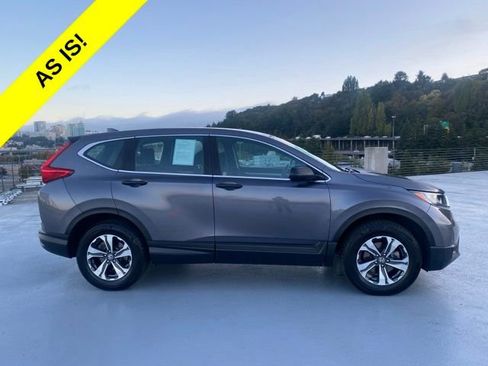 Used 2018 Honda CR-V LX image 2