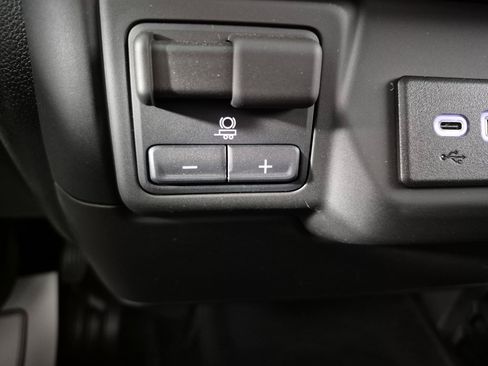 New 2025 Chevrolet Silverado 1500 W/T w/ WT Value Package image 20