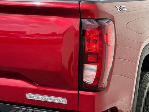Certified 2023 GMC Sierra 1500 Elevation image 37
