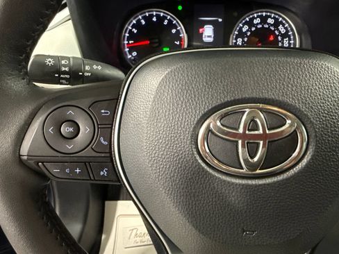 Used 2021 Toyota RAV4 XLE Premium AWD/4WD image 37