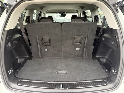 Used 2023 Jeep Grand Cherokee L Laredo RWD image 30