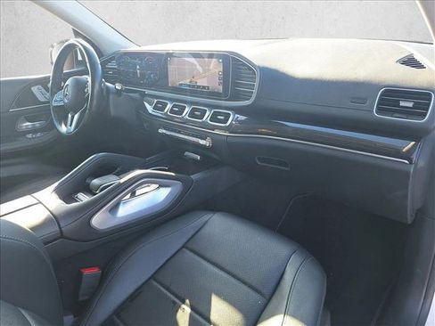 Used 2023 Mercedes-Benz GLS 450 4MATIC image 18