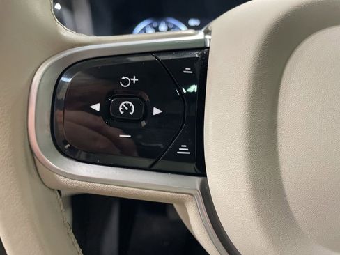 Used 2022 Volvo V60 T5 Cross Country w/ Advanced Package image 23