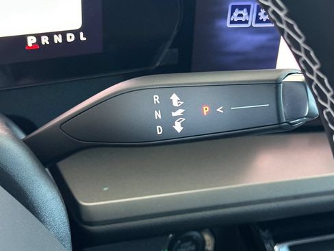 New 2026 Chevrolet Traverse LT FWD image 23
