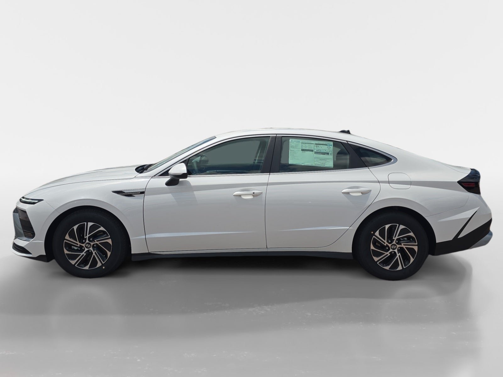New 2026 Hyundai Sonata Blue FWD image 6
