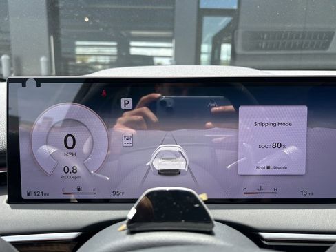 New 2026 Genesis GV70 2.5T Select image 16