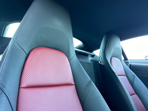 Used 2018 Porsche 718 Cayman image 13