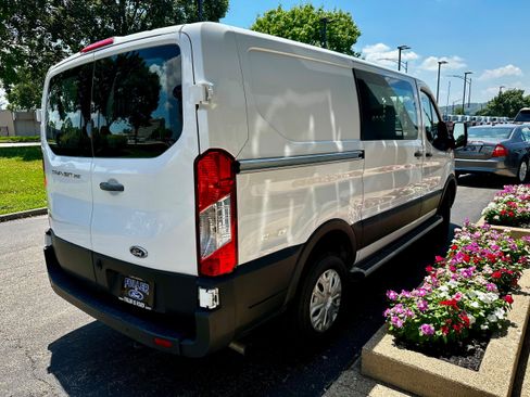 Used 2024 Ford Transit 250 Low Roof w/ Exterior Upgrade Package RWD image 4