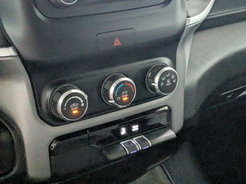 Used 2022 RAM 1500 Big Horn AWD/4WD image 19