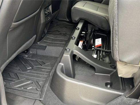 Used 2025 Chevrolet Colorado ZR2 w/ Technology Package image 20