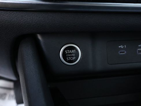 Used 2023 Nissan Rogue SV AWD/4WD image 29