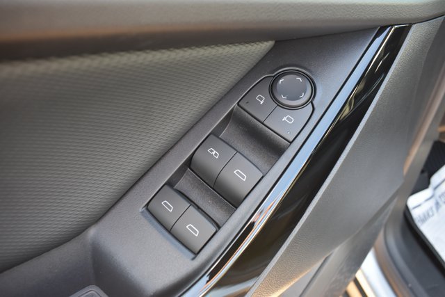 New 2027 Chevrolet Equinox LT w/ Safety and Technology Package FWD image 11