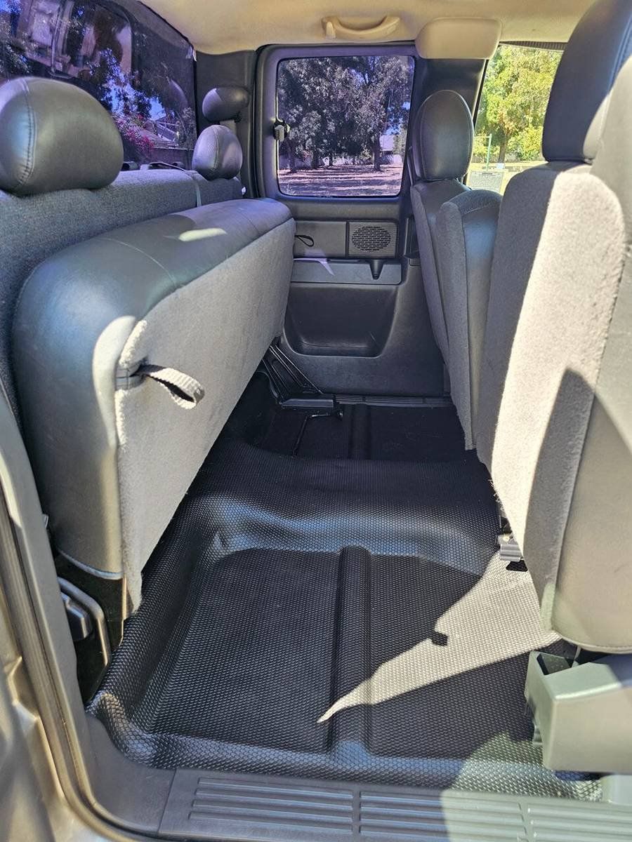 Used 2006 Chevrolet Silverado 1500 W/T RWD image 16