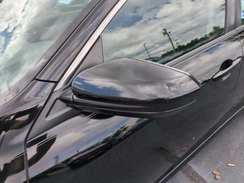 Used 2017 Honda Civic LX image 10