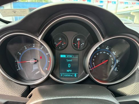 Used 2015 Chevrolet Cruze LT FWD image 16