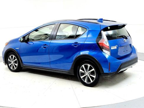 Used 2019 Toyota Prius C image 4
