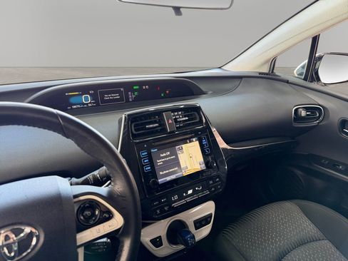 Used 2017 Toyota Prius Prime Plus w/ Carpet Mat Package FWD image 21