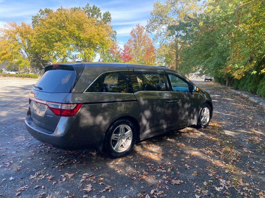 Used 2012 Honda Odyssey Touring image 5