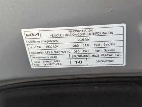 Certified 2025 Kia Soul LX w/ LX Technology Package FWD image 34