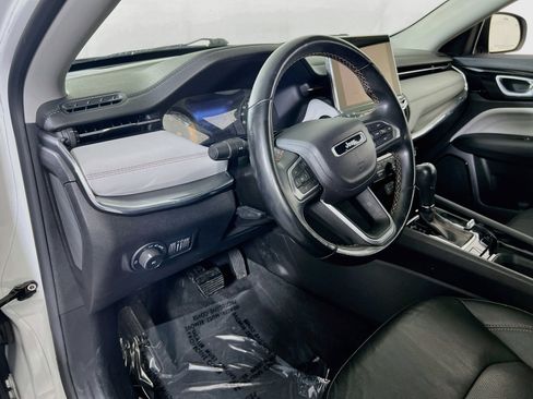 Used 2022 Jeep Compass Limited AWD/4WD image 9