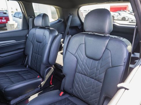 Used 2024 Kia Telluride EX X-Line image 18