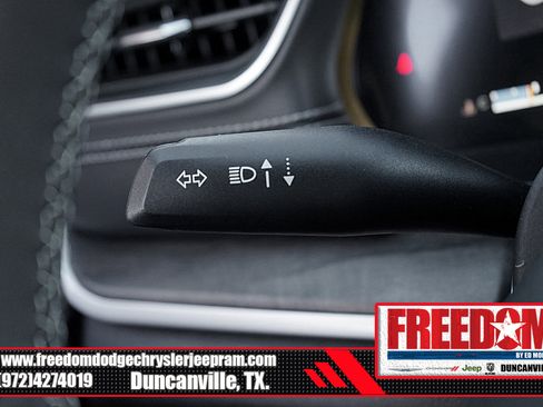 New 2024 Jeep Grand Cherokee L Limited image 29