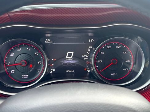 Used 2019 Dodge Charger SXT w/ Leather Interior Group RWD image 3