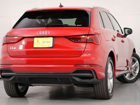 Used 2023 Audi Q3 2.0T Premium Plus image 4