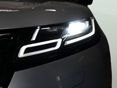 Used 2021 Land Rover Range Rover Velar R-Dynamic S AWD/4WD image 38