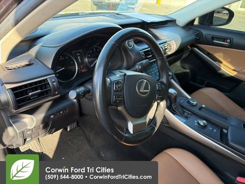 Used 2017 Lexus IS 300 AWD w/ Premium Package image 14