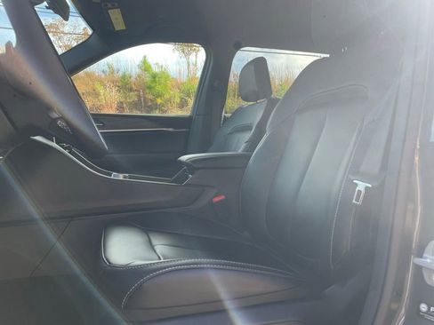 New 2025 Jeep Grand Cherokee L Limited w/ Black Appearance Package RWD image 11