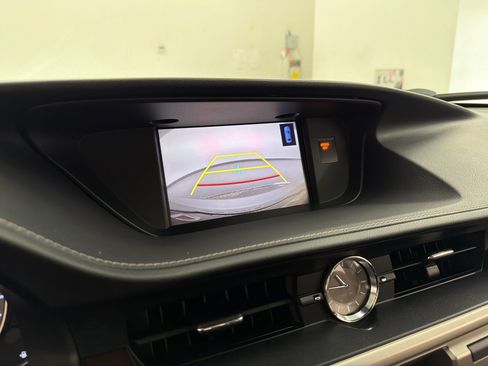 Used 2017 Lexus ES 350 w/ Luxury Package FWD image 22