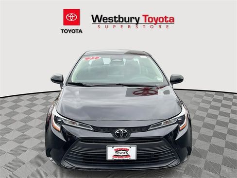Certified 2023 Toyota Corolla LE image 3