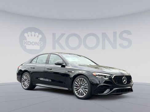 New 2026 Mercedes-Benz E 53 AMG e 4MATIC Sedan image 2