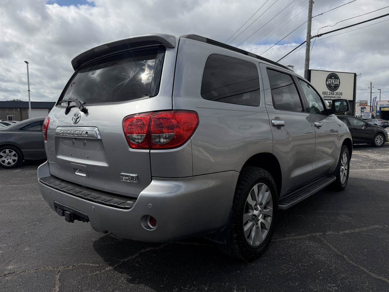 Used 2012 Toyota Sequoia Limited RWD image 5