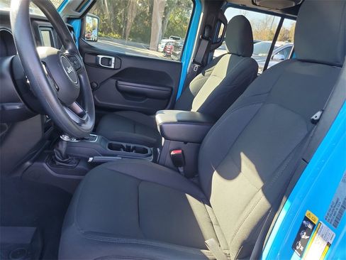 Used 2021 Jeep Wrangler Unlimited Willys image 16