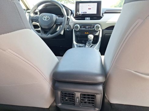 Used 2025 Toyota RAV4 XLE w/ Convenience Package AWD/4WD image 32
