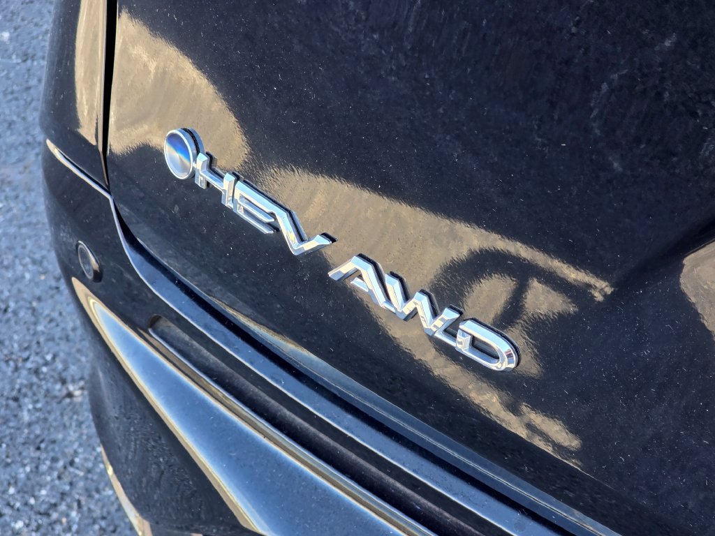 Used 2025 Toyota Sienna XSE AWD/4WD image 19
