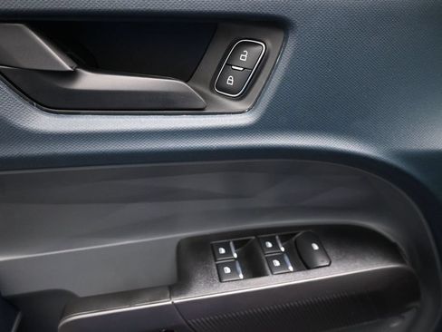 Certified 2026 Ford Maverick XL FWD image 9
