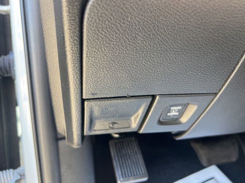 Certified 2022 RAM 3500 Laramie image 47