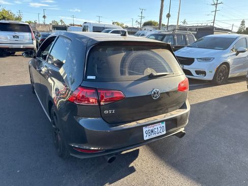 Used 2015 Volkswagen GTI SE w/ Lighting Package (SEL) FWD image 15