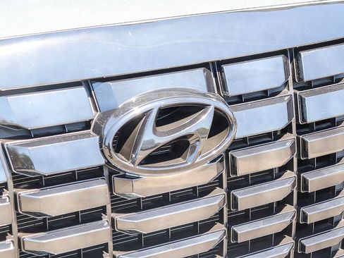 Used 2024 Hyundai Palisade SEL FWD image 5