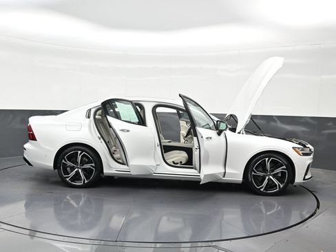Certified 2024 Volvo S60 B5 Plus FWD image 34