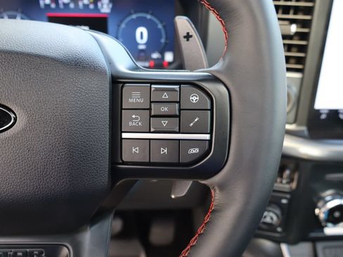 Used 2025 Ford F150 Raptor AWD/4WD image 33
