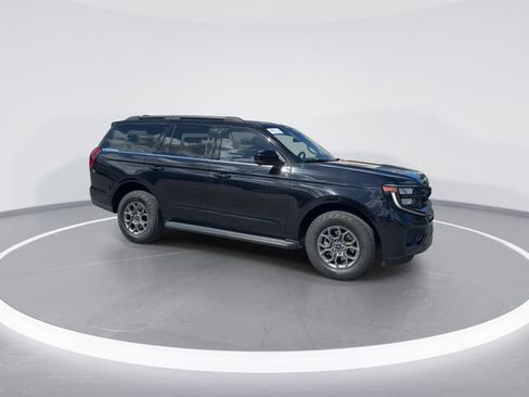 Certified 2025 Ford Expedition Active RWD image 8