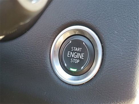 Used 2020 Cadillac XT4 Sport w/ Cold Weather Package image 26