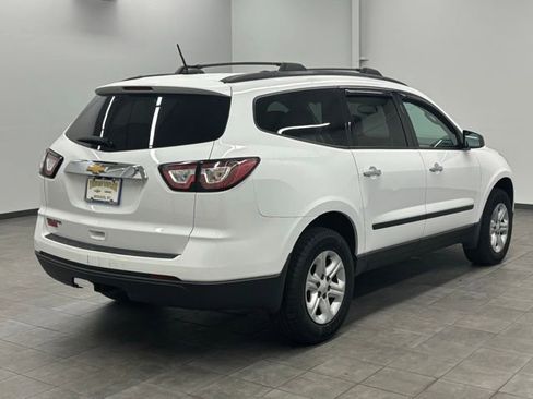 Used 2017 Chevrolet Traverse LS image 2