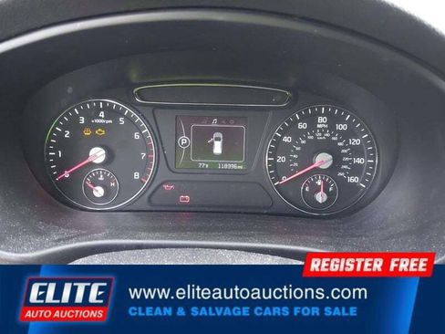 Used 2017 Kia Sorento LX image 13