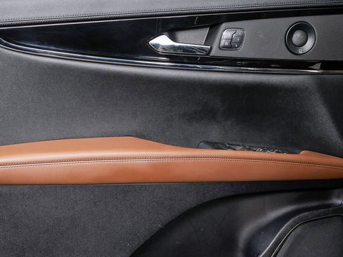 Used 2021 Lincoln Nautilus Reserve image 6